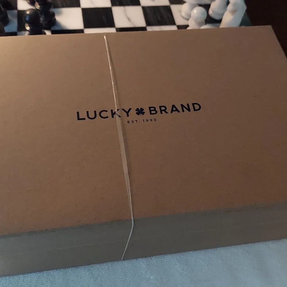 LUCKY BRAND Wool & Leather Slip On Sneakers Tauve 8.5 M BNWT SO $90